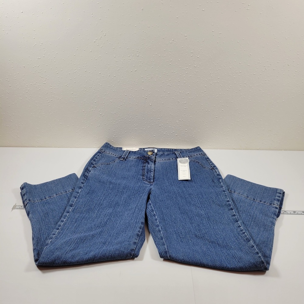 NWT Charter Club Capri Jeans Womens 6 Blue Antique Indigo Classic Fit 43101AT814